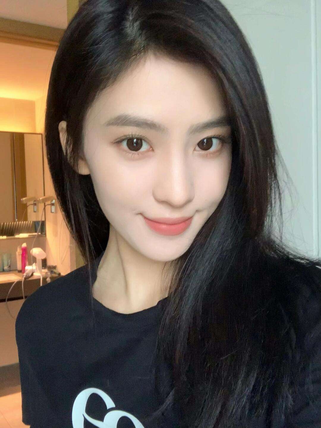 高挑挺拔头像