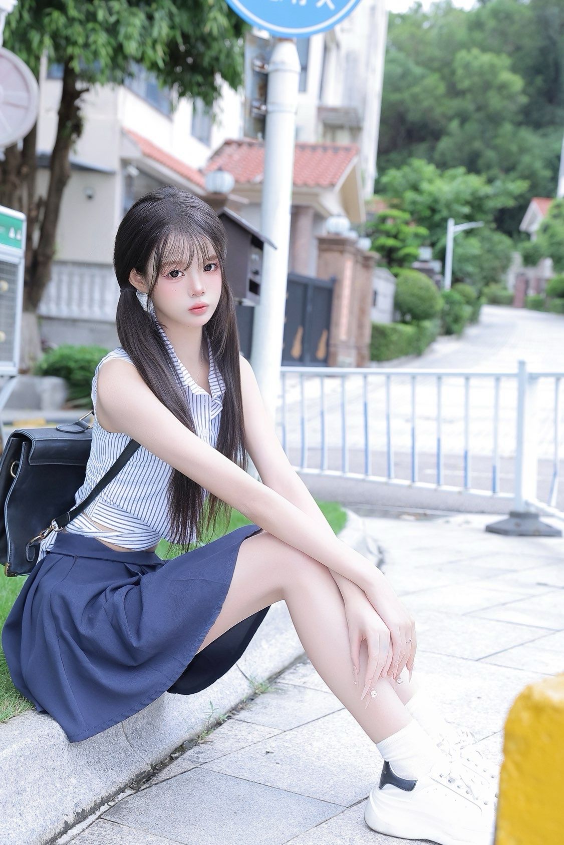 高三党暑假兼职 ❤️颖儿头像