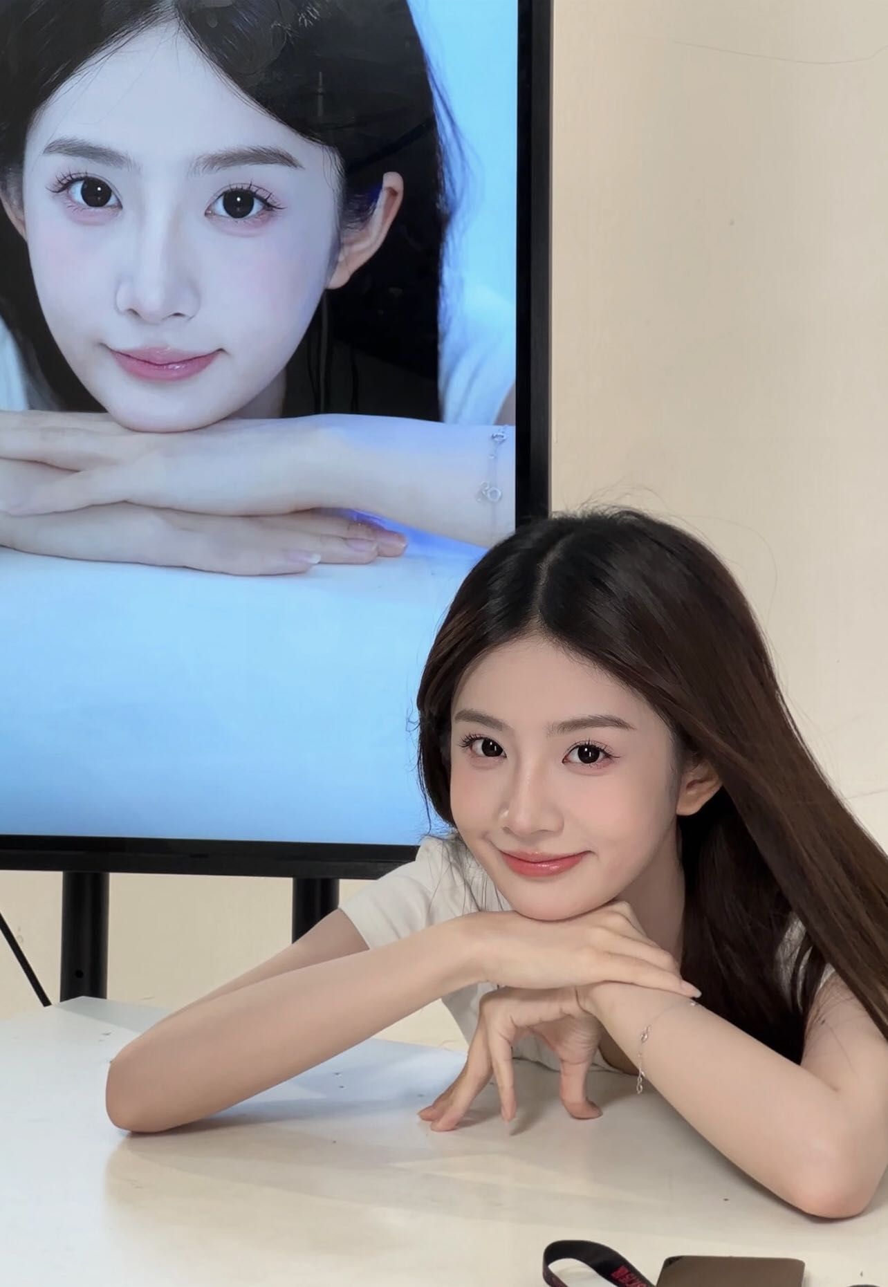 硬w⬆️&nbsp;suki&nbsp;&nbsp;妈生脸😍头像
