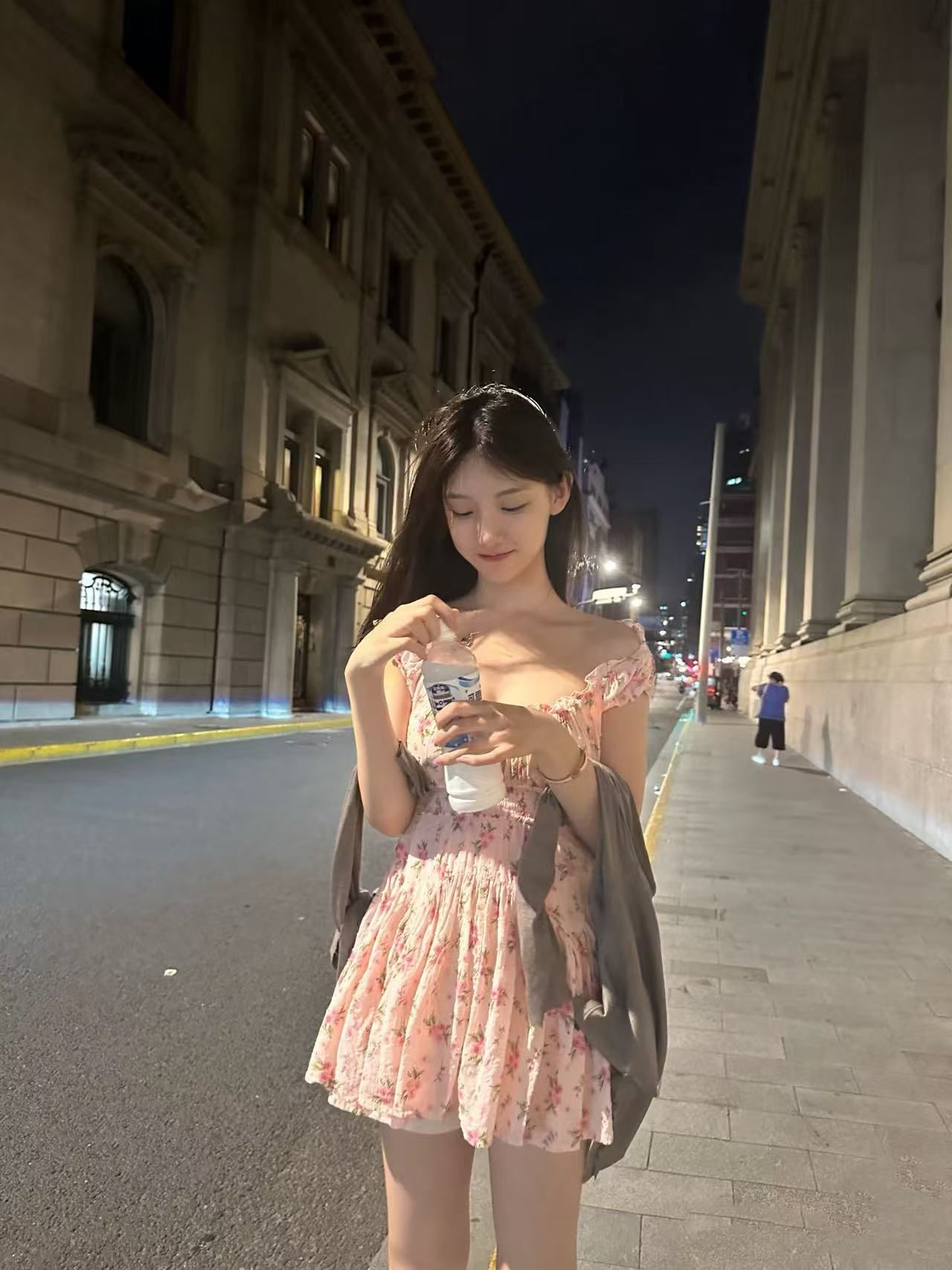 若若头像